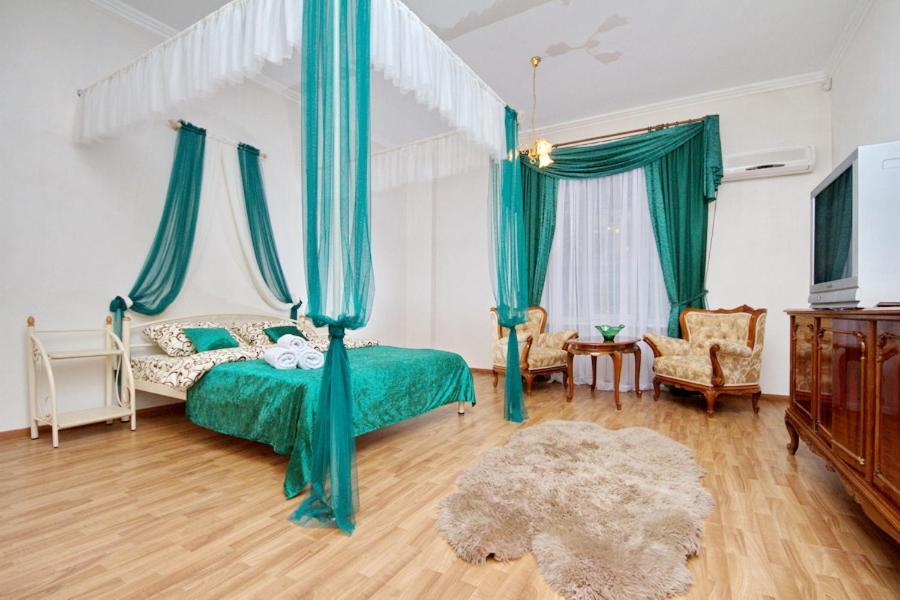 Апартаменты на Бесарабке Киев Экстерьер фото